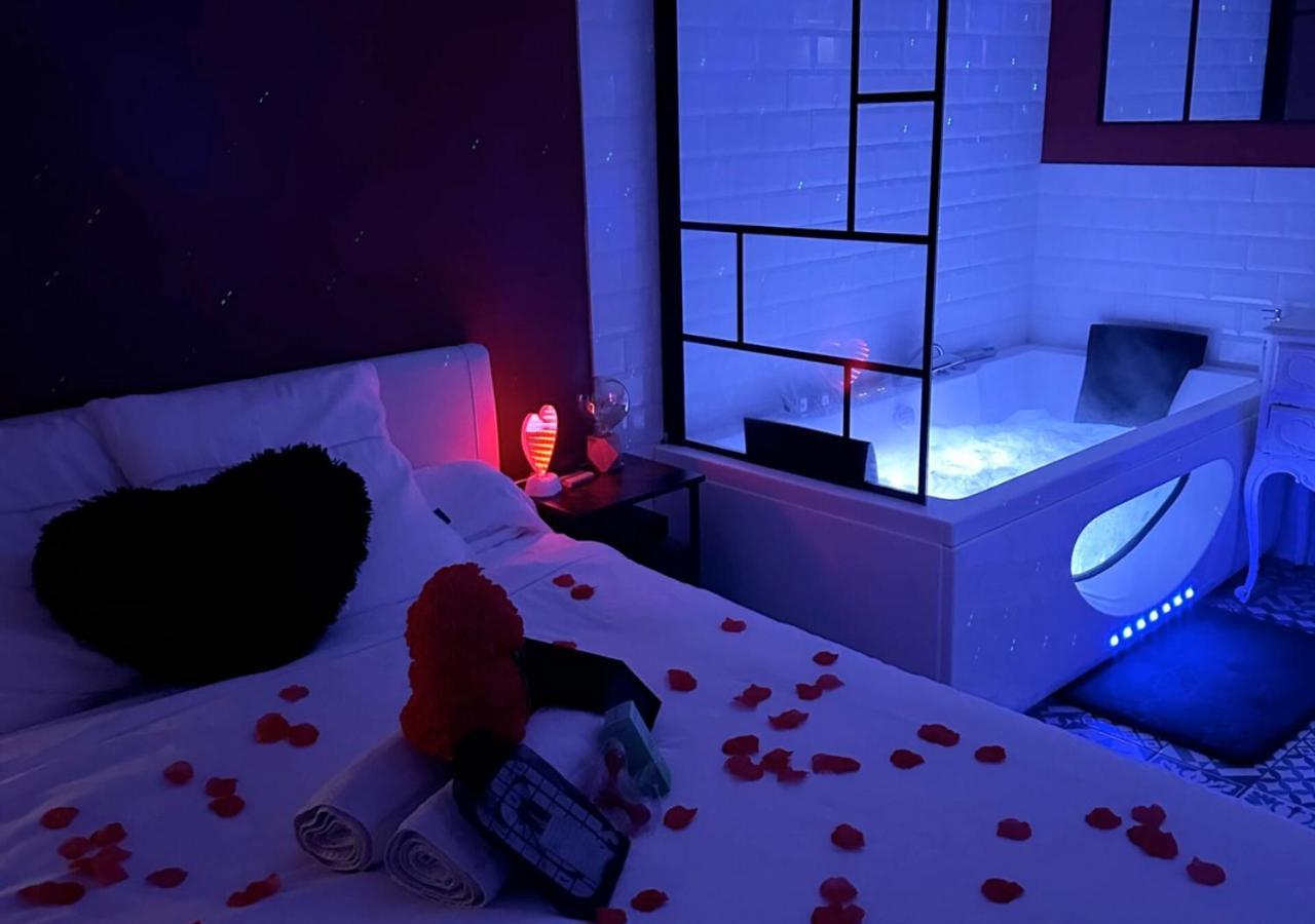 Amour Azur Appartement Pour 2 Avec Jacuzzi Et Terrasse A 2 Minutes De La Mer فالوريس المظهر الخارجي الصورة
