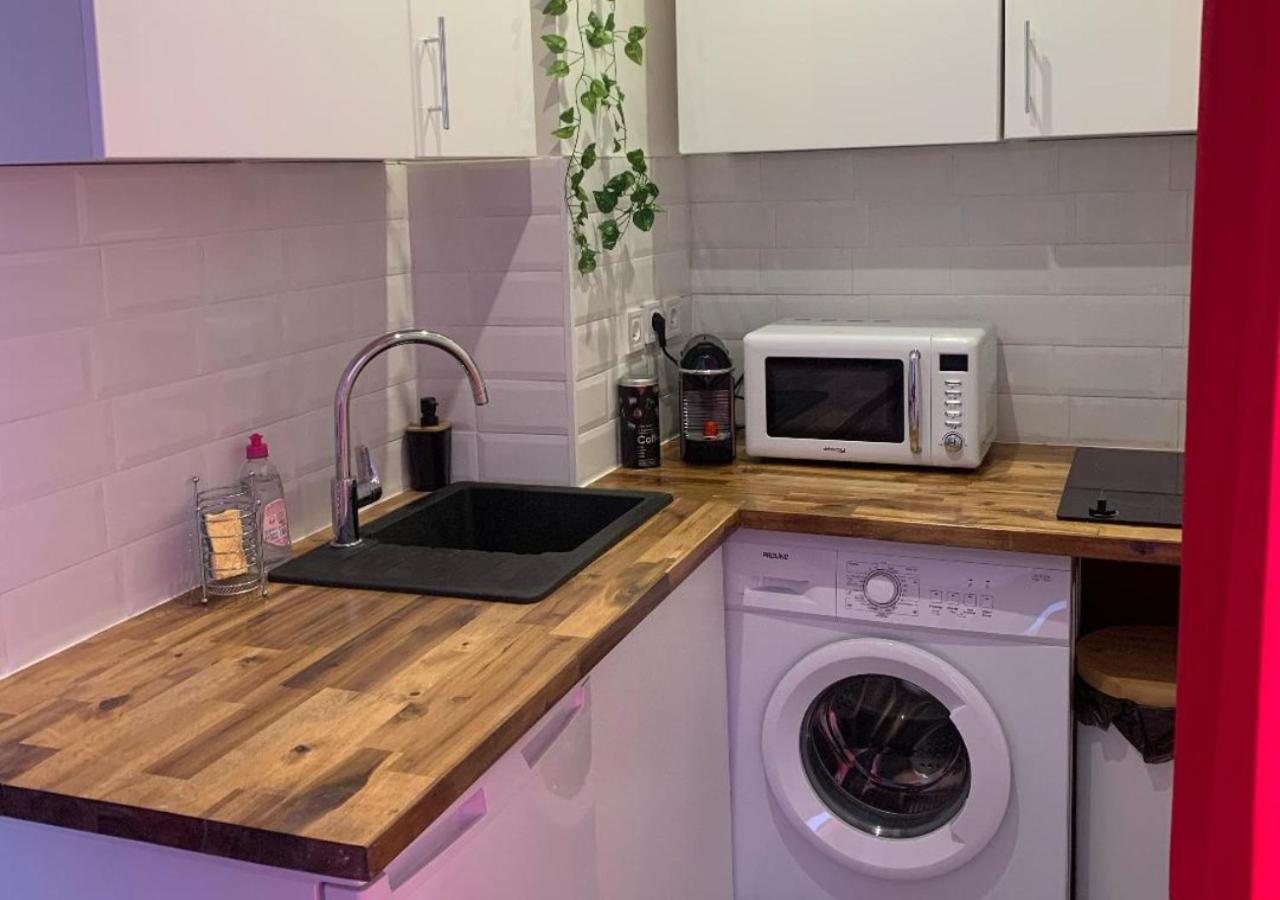 Amour Azur Appartement Pour 2 Avec Jacuzzi Et Terrasse A 2 Minutes De La Mer فالوريس المظهر الخارجي الصورة